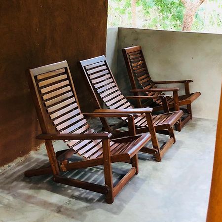The Summer Corridor - Kataragama Exterior photo